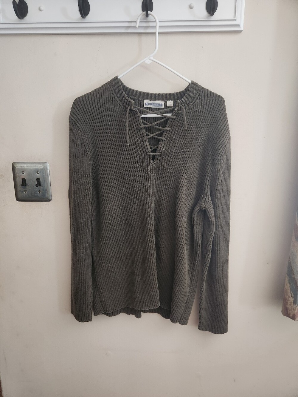 🎉 Heavy Army Green Tie Chest Long Sleeve Sweater